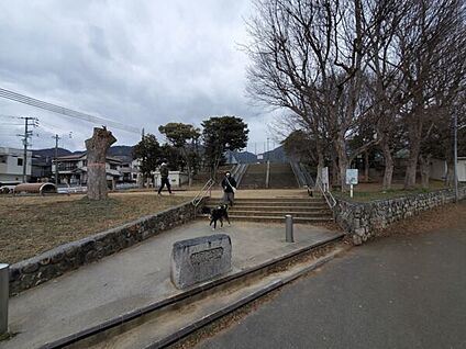 篠原公園 214m