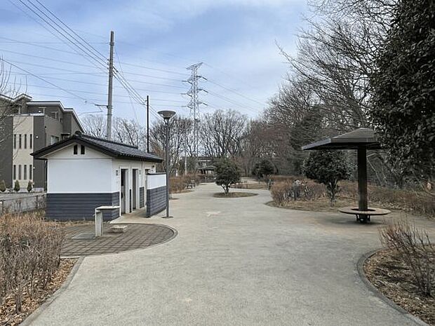 きつねっぱら公園(約577m)