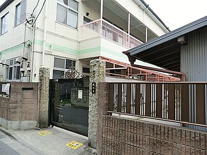 逆井保育園 269m