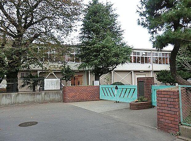 横浜市立上瀬谷小学校(約1,222m)