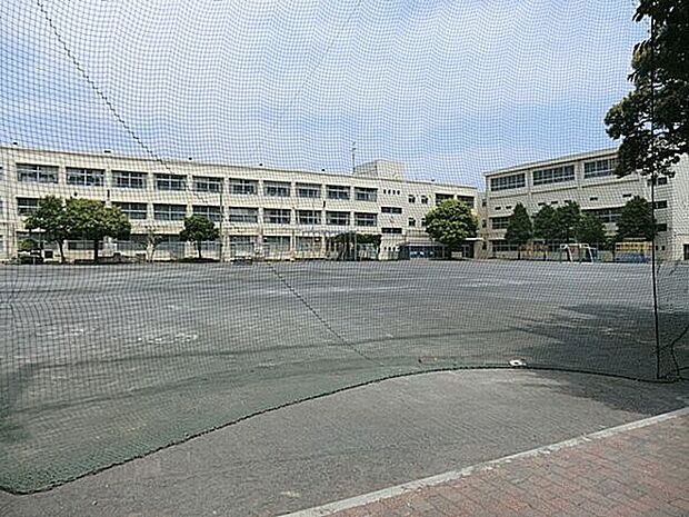 横浜市立東中田小学校(約1,406m)