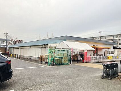 にぎわい市場マルス 知立団地店 614m