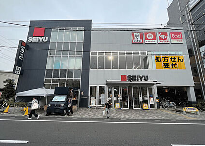 西友東大宮店 852m