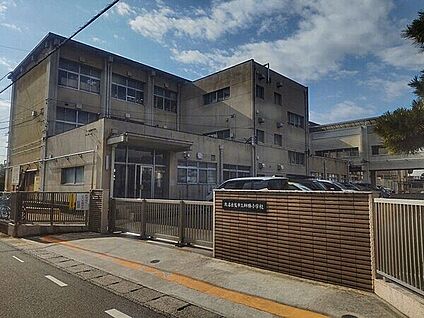 北名古屋市立師勝小学校 605m
