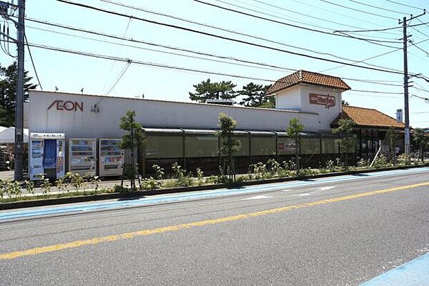 マックスバリュエクスプレス茅ヶ崎浜須賀店（約535m）