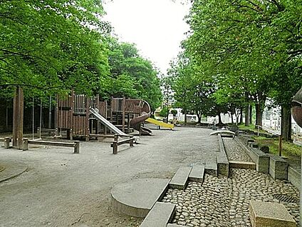 豊島公園 220m