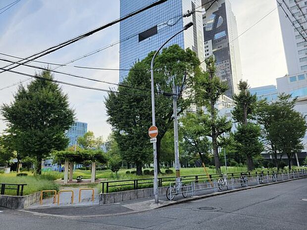 大淀中公園(約473m)