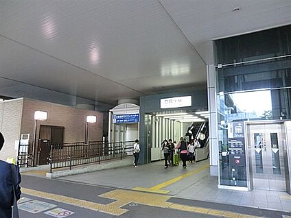 JR「日暮里」駅 1040m
