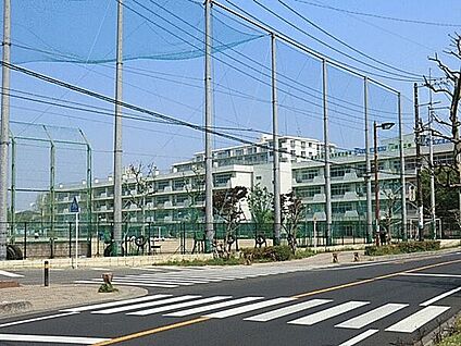 新座市立第二中学校 1235m