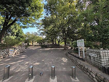 宮本公園 80m