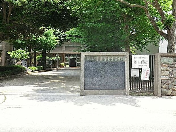 習志野市立第二中学校(約1,862m)