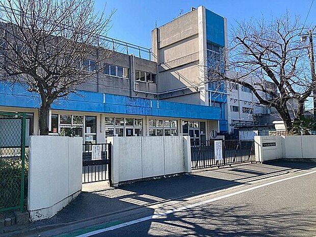 松戸市立新松戸南小学校（約353m）