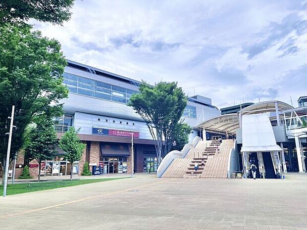 つくばエクスプレス「流山おおたかの森」駅（約2,320m）