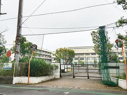 市川市立第六中学校 280m
