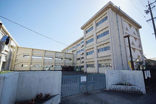 一宮市立今伊勢中学校（約875m）