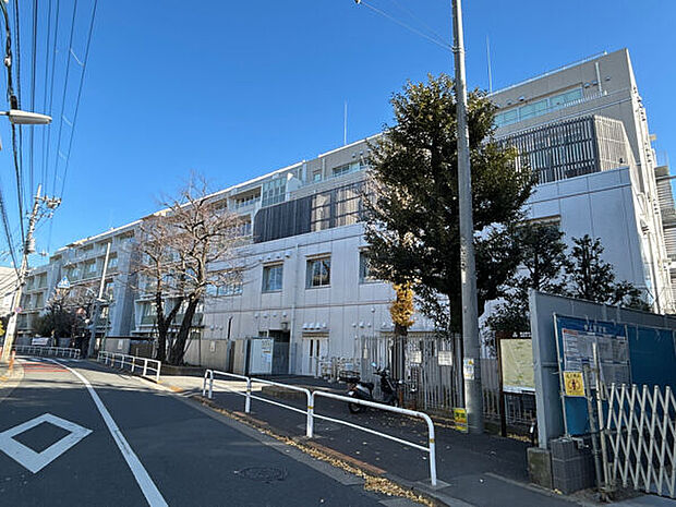 品川区立伊藤学園(約562m)