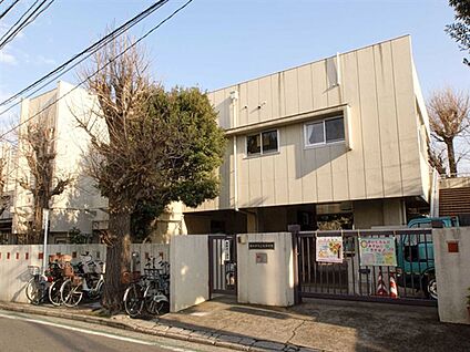 横浜市立竹之丸保育園 619m