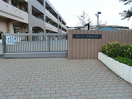 あざみ野白ゆり幼稚園 863m