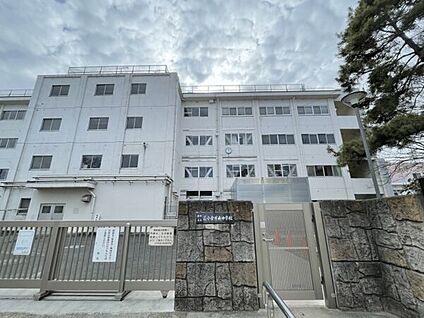 小平市立花小金井南中学校 1291m