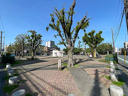 伊勢町第１公園 541m