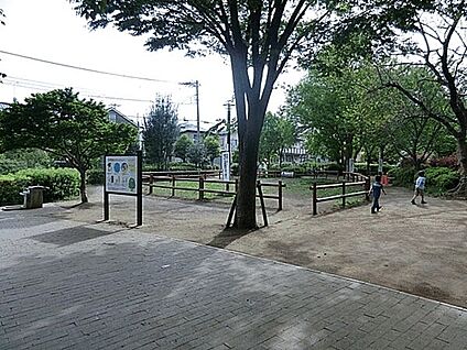 長崎公園 731m