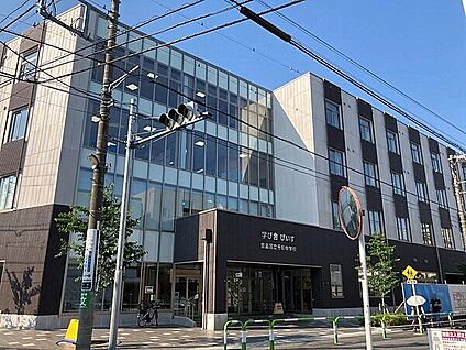 豊島区立千川中学校 617m