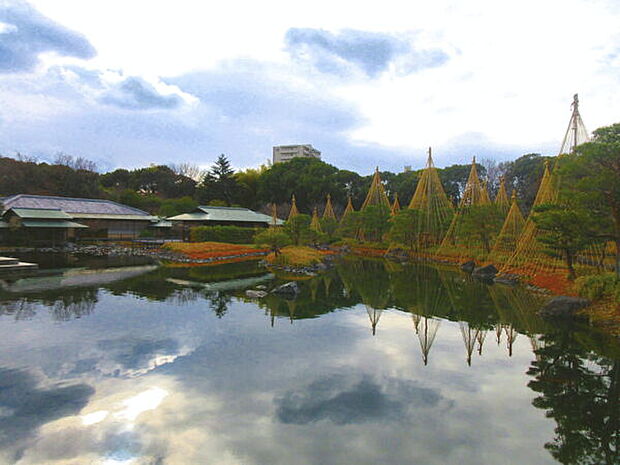 白鳥庭園(約1,317m)