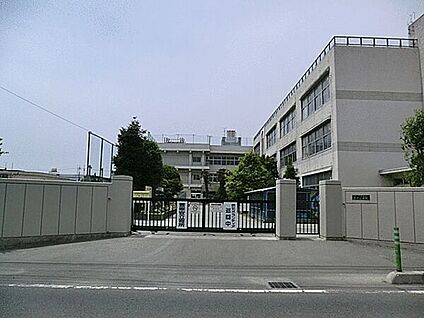 さいたま市立大戸小学校 956m