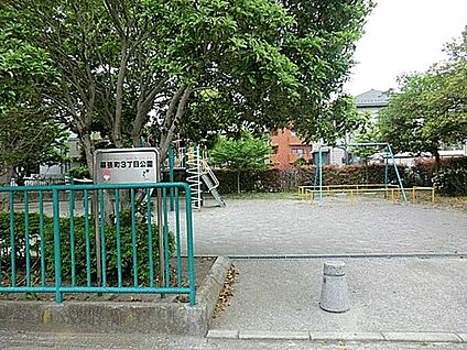 幕張町３丁目公園 268m