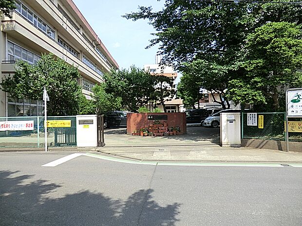 朝霞市立朝霞第二小学校（約1,924m）