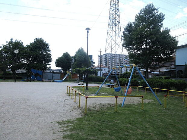 延珠公園(約785m)