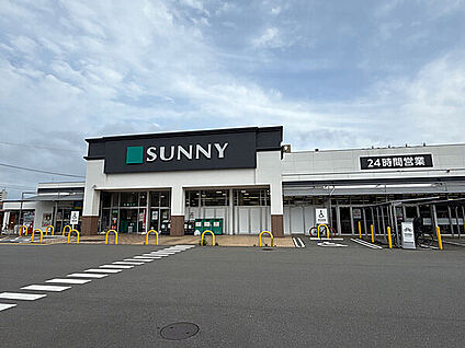 サニー 奈多店 457m