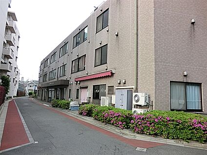 国分寺市立第一中学校 787m