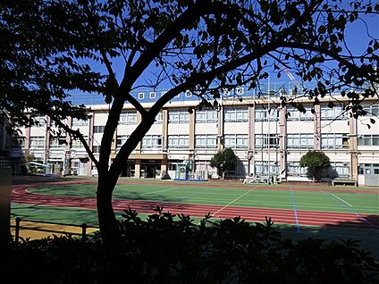 上池袋三丁目第２児童遊園 829m