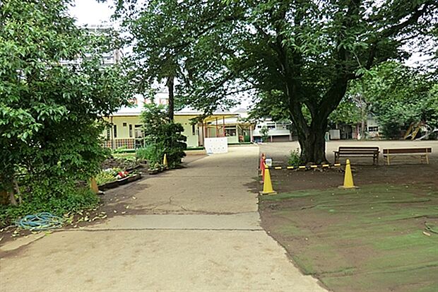 田無向ヶ丘幼稚園（約242m）