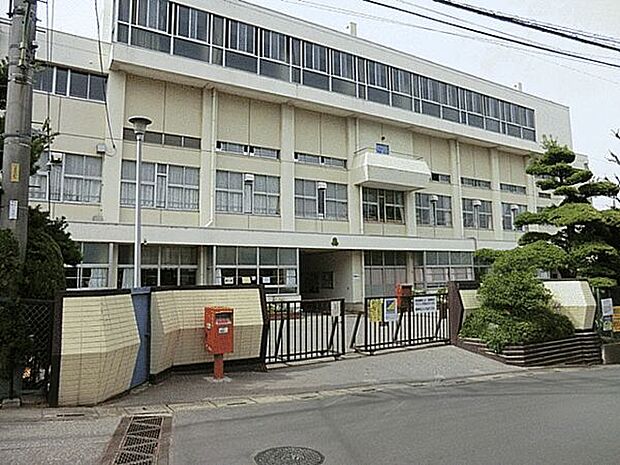川口市立差間小学校(約320m)