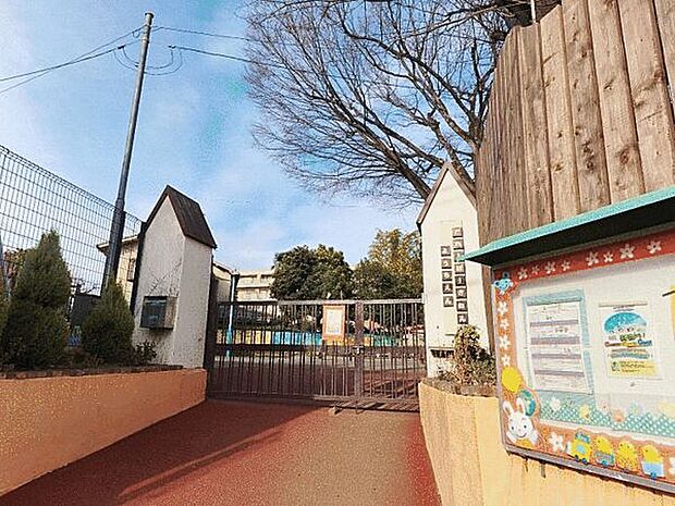 ドレーパー記念幼稚園（約646m）