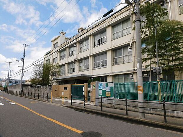大阪市立西淡路小学校(約497m)