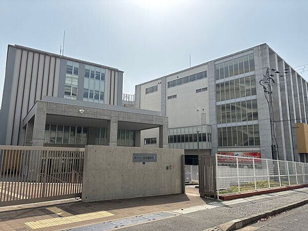 神戸市立湊翔楠中学校（約1,266m）
