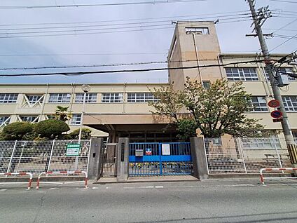 門真市立第二中学校 1650m