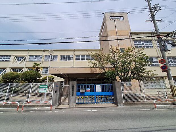 門真市立第二中学校(約1,650m)