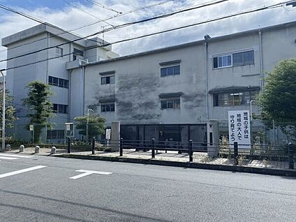 豊中市立豊島小学校 1271m
