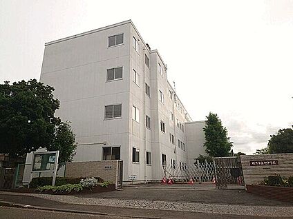 二俣川駅前歯科クリニック 943m