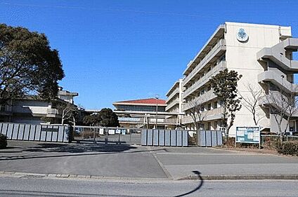 習志野市立秋津小学校 699m