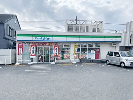 ファミリーマート 小金井北大通り店 858m