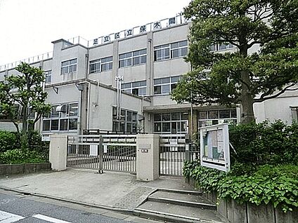 足立区立六月中学校 462m
