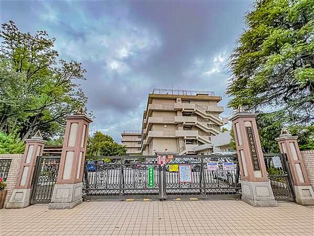 さいたま市立原山中学校(約1,620m)