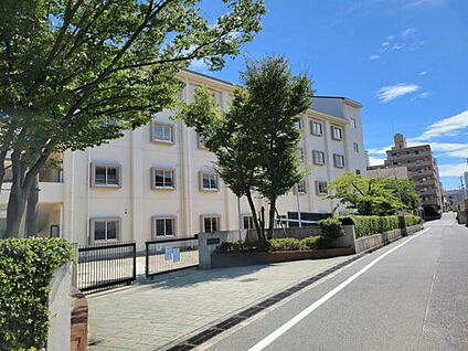 住吉本町公園 983m