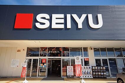 西友勝川店 1367m