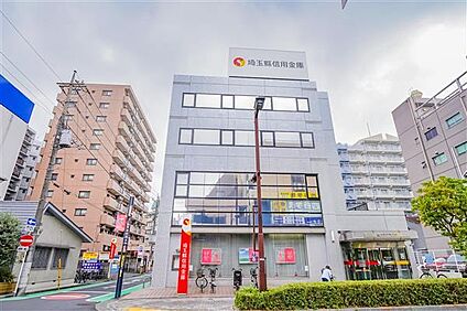 セブンイレブン南浦和駅東口店 857m